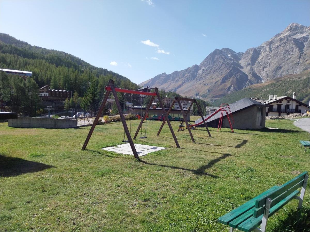 Ferienwohnung Petit Bijou - Cervinia - Garage - Cir 0151 Breuil-Cervinia Exterior foto